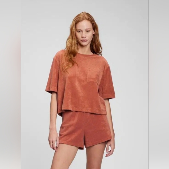 GAP Tops - NWT! GAP, Towel Terry Boxy Cropped T-Shirt, Cedarwood brown, Size Large $$44.95